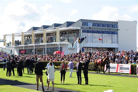 Galway Summer Festival Experiences | RacingBreaks.com | United Kingdom