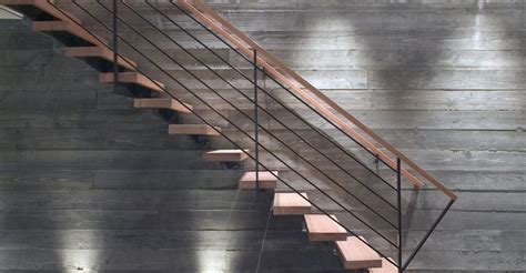 Concrete & wood stairs | Modern staircase, Stairs design, Staircase design