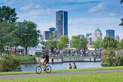 The Lachine Canal - The Montreal Visitors Guide