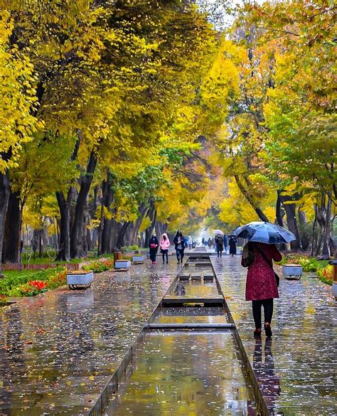 Chaharbagh St., Isfahan | Iran tourism, Cool places to visit, Iran pictures