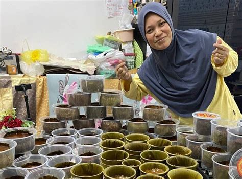 Kuih bakul halal terima permintaan berganda sempena Tahun Baharu Cina ...