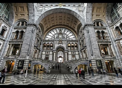 5-five-5: Antwerp Central Station (Antwerp - Belgium)