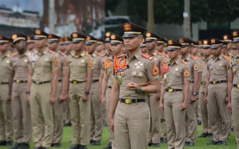 Serangkaian Pendidikan dan Pangkat Taruna pada Akmil (Akademi Militer ...