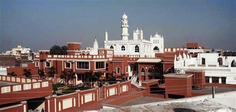 AHMADIYYA MOSQUE: Aqsa Mosque and Minaratul Massih - Qadian