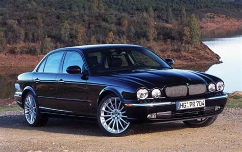 Used 2005 Jaguar XJ-Series XJR Review | Edmunds