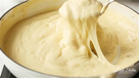 Cheese sauce béchamel | cafedelites.com | Mac and cheese, Creamy garlic, Recipes using cream cheese