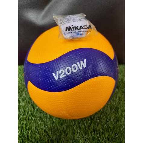 Jual bola voli mikasa v200w original 100% / bola voli mikasa original / bola voli mikasa v200w ...