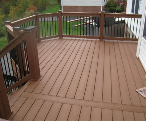 wood deck railing designs | Variety of Railing Options for Decks | Deck ...