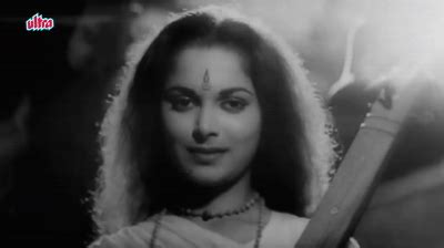 Guru Dutt And Waheeda Rehman Best Scenes - Kaagaz Ke Phool on Make a GIF