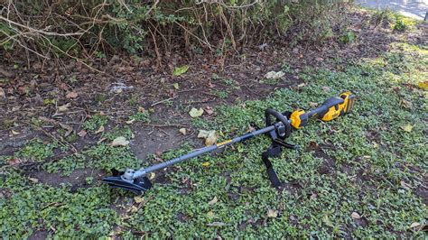 Dewalt 60V Max 17in Brushless Attachment Capable String Trimmer Kit ...