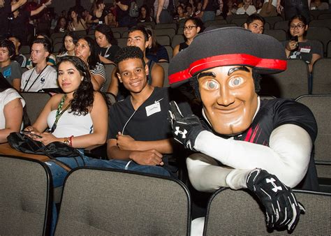 Orientation Rolls Out Red Carpet for New Matadors | CSUN Today