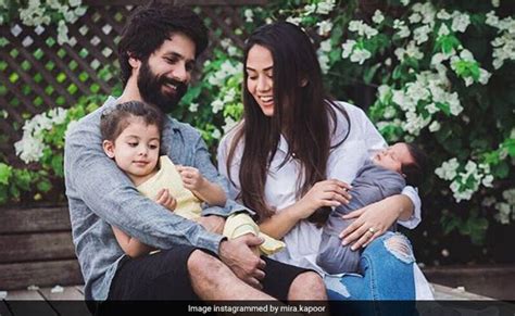 Shahid Kapoor And Mira Rajput's New Year's Special Family Pic Is Winning The Internet