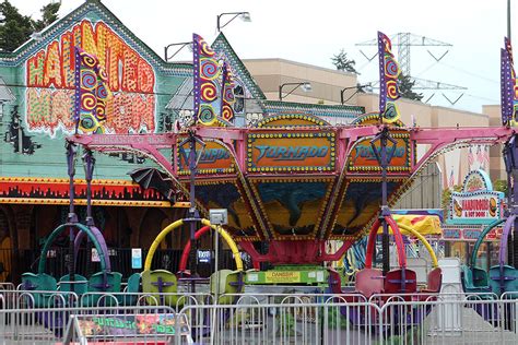 Carnival at The Commons mall open through May 30 | Federal Way Mirror