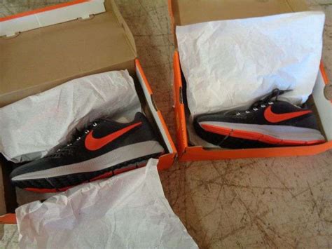 2 EACH-NIKE SHOES SIZE 10 - Matthews Auctioneers