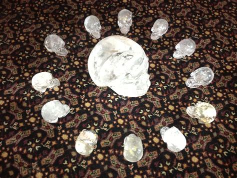 The Thirteen Crystal Skulls Arrangement | Crystal skull, Crystals, Skull