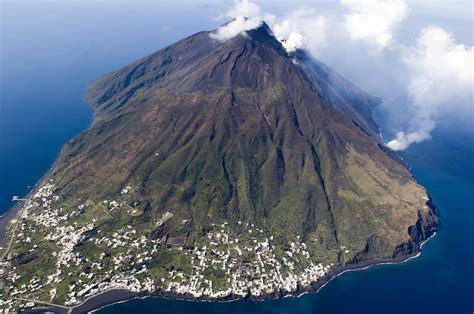 Stromboli, der versteckte Riese - Go-Etna