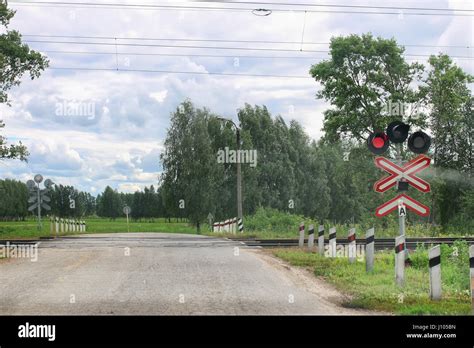 railroad crossing lights Stock Photo - Alamy