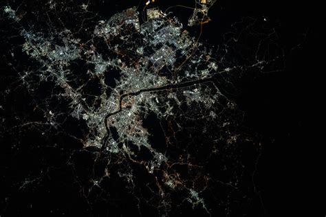 The night lights of Seoul, South Korea | iss062e082060 (Marc… | Flickr