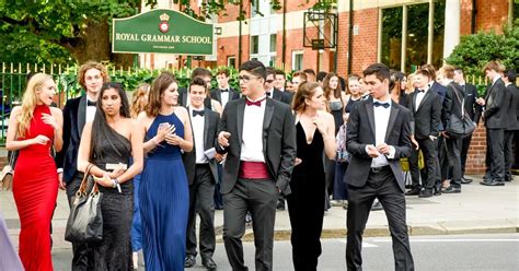 Leavers Ball 2017: Royal Grammar School Guildford hosts black tie event ...