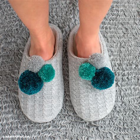 Slip into style with a pair of easy DIY pom pom slippers