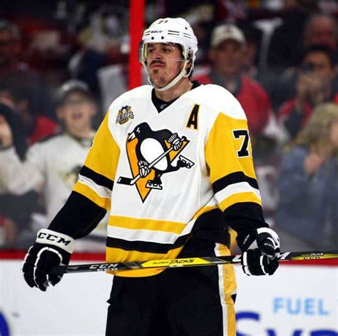 Evgeni Malkin Birthday, Real Name, Age, Weight, Height, Family, Facts ...