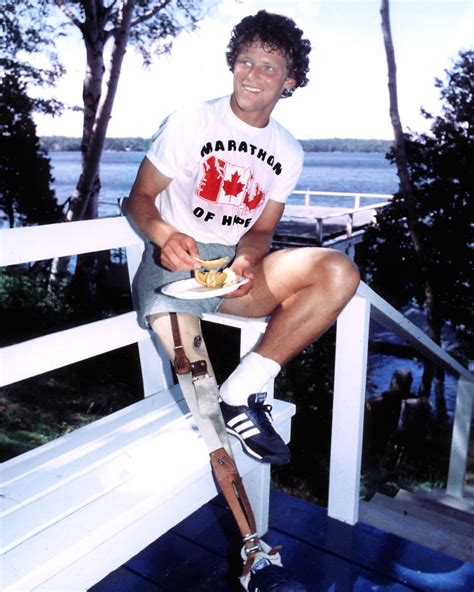 Terry Fox Biography, Story, Wiki, Age, Girlfriend, Family, Quotes, Facts, Mother, Father ...