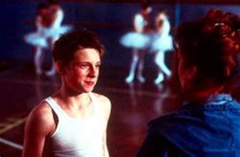 Billy Elliot (2000) Starring: Jamie Bell, Gary Lewis, Jean Heywood ...