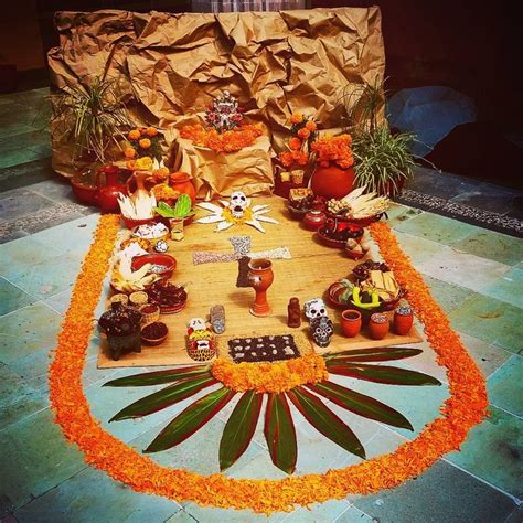 Altar de Muertos Prehispánico | Dia de los fieles difuntos, Altares de muertos, Ofrendas dia de ...