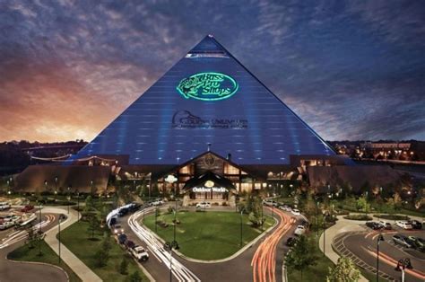 The World's Biggest Bass Pro Shop: A Visit To The Pyramid