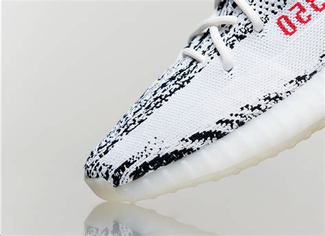 Adidas YEEZY Boost 350 V2 "Zebra" - My Sports Shoe