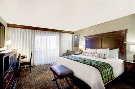 Glenwood Hot Springs Resort – Glenwood Springs, CO | Pool, Spa and Lodging