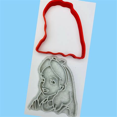 Alice In Wonderland Cookie Cutter - Everything For Cakes