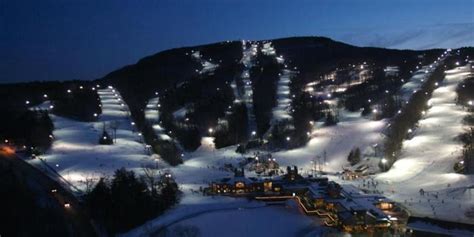 Wachusett Mountain Ski Resort Weddings | Get Prices for Wedding Venues