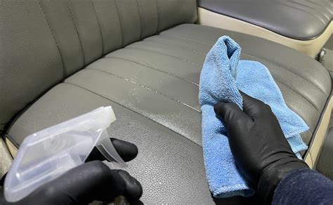 How To Clean Vinyl Car Seats - Classic Car Maintenance