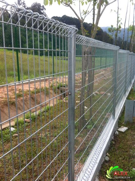 Roll Top Fencing Enhancing Your Property | Fence design, Security fence, Wire mesh fence