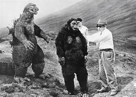 King Kong vs Godzilla Behind the Scenes – Becoming Godzilla