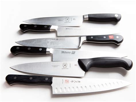 The Essential Kitchen Knives: What Every Home Chef Needs. - Knives Task