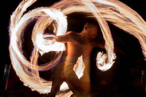 Samoan Fire Knife Dance | Flickr - Photo Sharing! | Polynesian dance ...