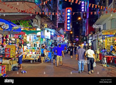 Hong Kong Temple Street Market High Resolution Stock Photography and ...