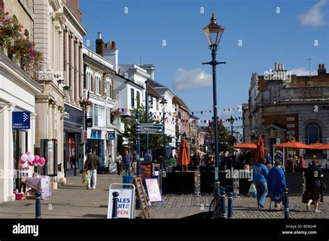 hitchin town centre hertfordshire england uk gb Stock Photo - Alamy