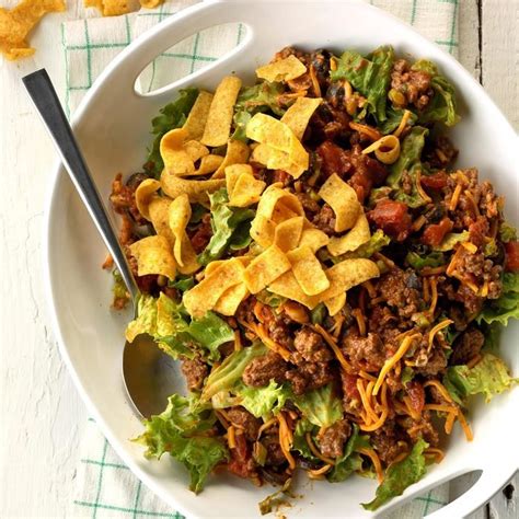 Wendy's Ground Beef Taco Salad Recipe - Findthoserecipes.com