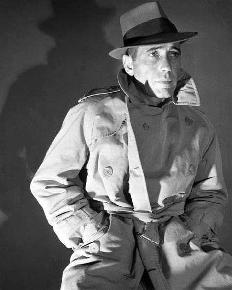 Humphrey Bogart in the Movie 'Casablanca' Promotional Portrait | Bogart ...