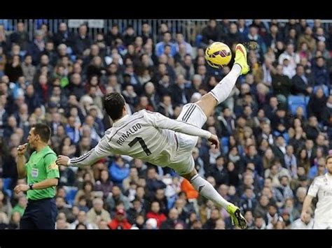 Cristiano Ronaldo - Crazy Bicycle Kicks Show HD (2003-2015) - YouTube