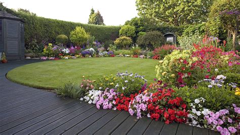 6 Tips for Designing a Beautiful Garden Landscape - Creative Contour