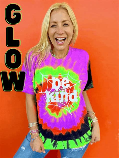 Sunshine Sisters | Be Kind Tie-Dye Tees, Tanks & More!