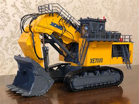 1/50 DIECAST MODEL XCMG XE7000 MINING EXCAVATOR, BIG METAL EXCAVATOR – Classic Models Wholesale ...