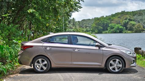 Hyundai Verna 2018 - Price, Mileage, Reviews, Specification, Gallery - Overdrive