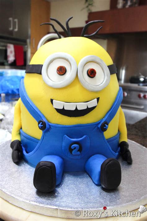 Minion Cake Tutorial