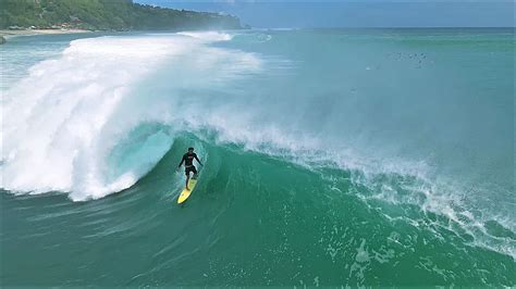 Scoring Perfect Barrels At Padang Padang - Surfing Bali - YouTube