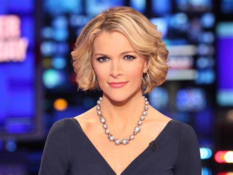 Fox News' Megyn Kelly insists Santa is white: Where do you stand on St ...